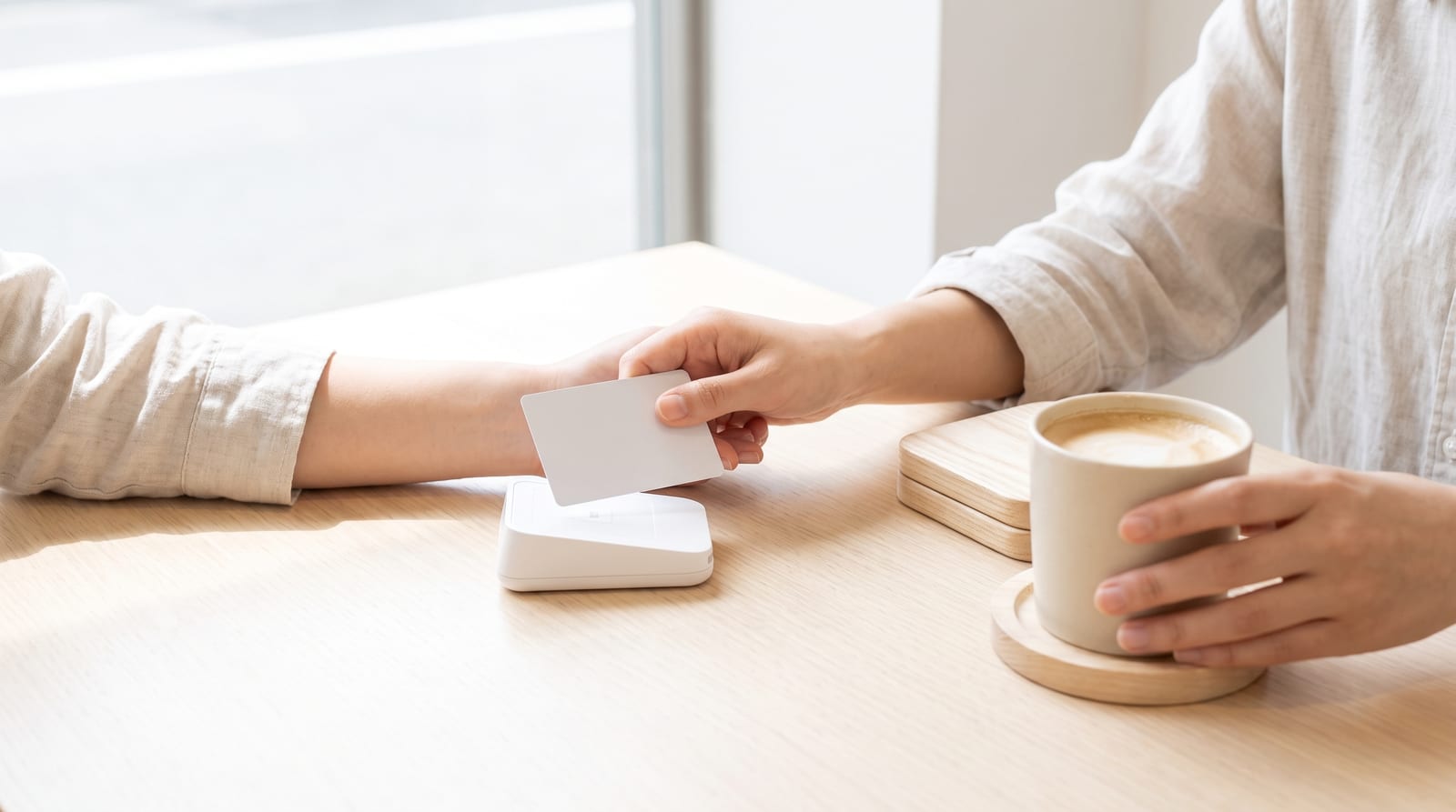同棲・新婚カップルにおすすめのクレジットカード — 家計を底上げする選び方