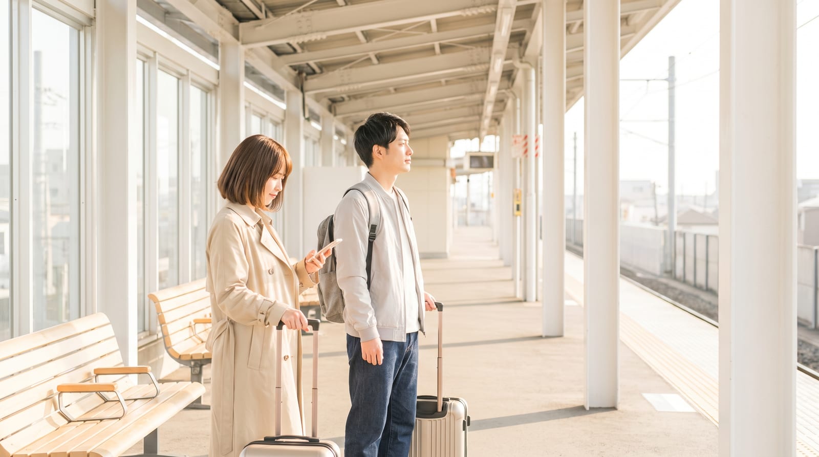 カップル旅行の費用は割り勘？どこまで折半・ホテル代はどっちが払う【揉めない分担ルール】