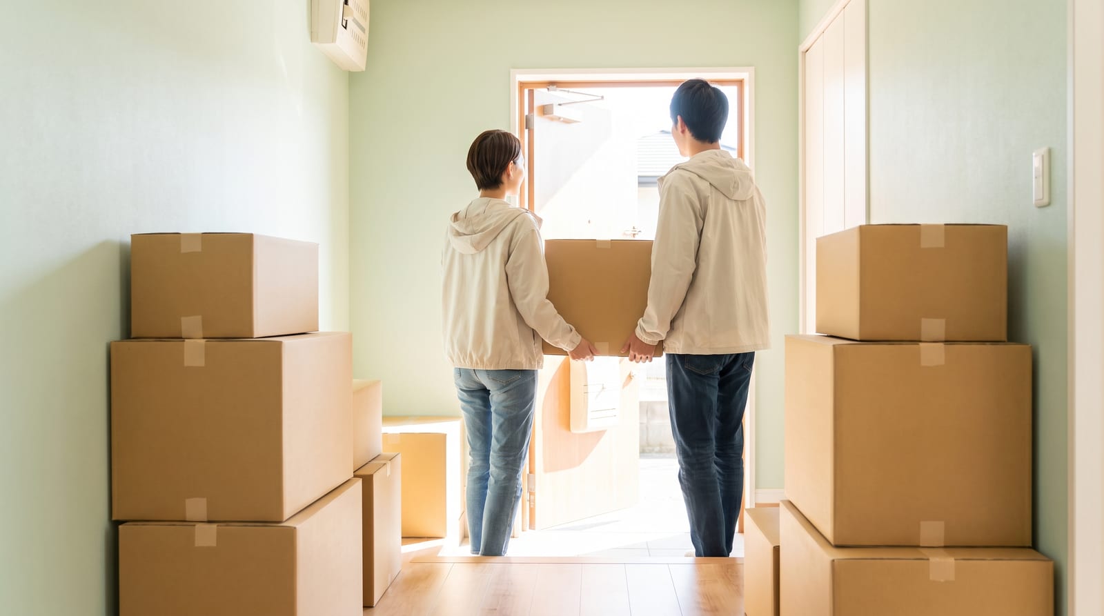 同棲の引越し、ふたり分の段取りと費用｜2部屋から1部屋に合流するやること